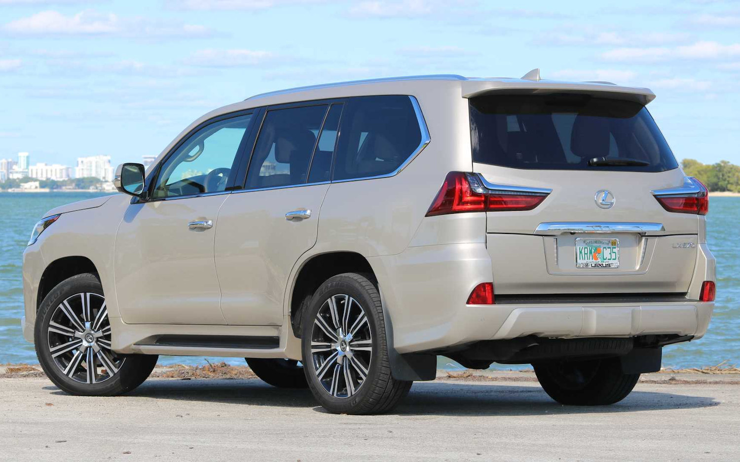 Lexus LX 570 Three Row 2021 SUV Drive lexus-lx-570-three-row-2021-suv-drive